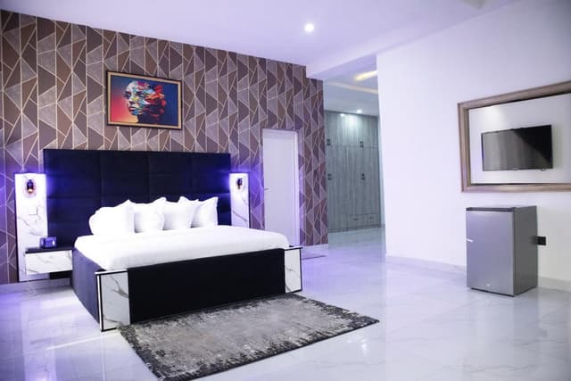 Kyeston Apartment  - Image 1